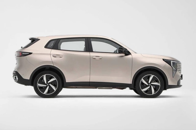 Ngang cỡ Mazda CX-5, SUV hạng C gi&aacute; 385 triệu đồng, ti&ecirc;u thụ chỉ 3,89 l&iacute;t xăng/100 km - Ảnh 3.