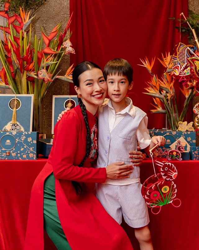 Á hậu Hoàng Oanh làm mẹ đơn thân , công khai tình cảm với Thủ môn Lê Giang Patrik - Ảnh 6.