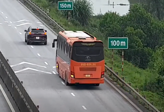 Giữ khoảng c&aacute;ch an to&agrave;n tr&ecirc;n cao tốc từ 27 / 8: T&agrave;i xế cần biết điều g&igrave; để tr&aacute;nh phạt - Ảnh 2.