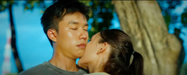 Kh&aacute;nh bị bắt khi Phương chuẩn bị du học: Rắc rối với long vũ - Ảnh 4.