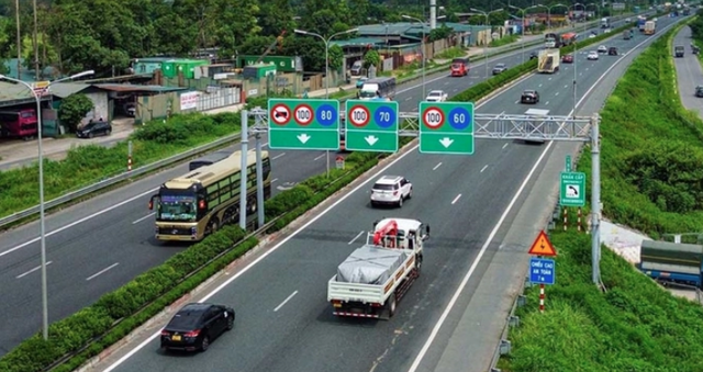 C&aacute;c loại biển b&aacute;o tốc độ th&ocirc;ng dụng nhất 2026, l&aacute;i xe phải nắm r&otilde; - Ảnh 1.
