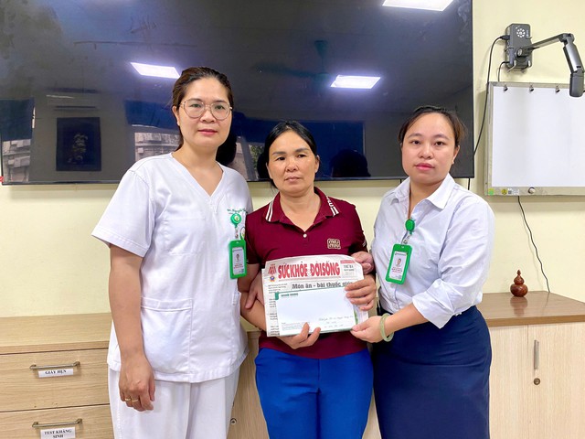 V&ograve;ng tay nh&acirc;n &aacute;i: Sẻ chia y&ecirc;u thương gi&uacute;p ho&agrave;n cảnh kh&oacute; khăn ở Ph&uacute; Thọ hồi phục cuộc sống - Ảnh 1.