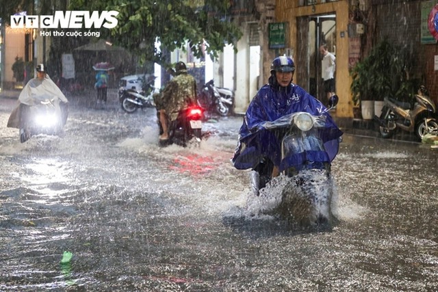 Những lưu &yacute; khi đi cao tốc v&agrave; Dự b&aacute;o thời tiết dịp lễ 2 / 9 năm 2026 - Ảnh 5.