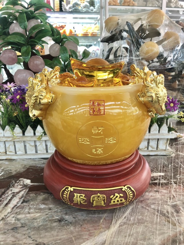 Bát Tụ Bảo Thần tài có thật sự hút tài lộc? Ý nghĩa phong thủy và những ai nên sử dụng? - Ảnh 1.