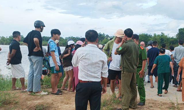 Ra bến nước chơi cùng nhóm bạn, một thiếu niên tử vong thương tâm - Ảnh 1.
