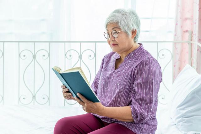 Tuổi già hạnh phúc của bà cụ U80: Không ở cùng con, không chọn viện dưỡng lão - Ảnh 1.