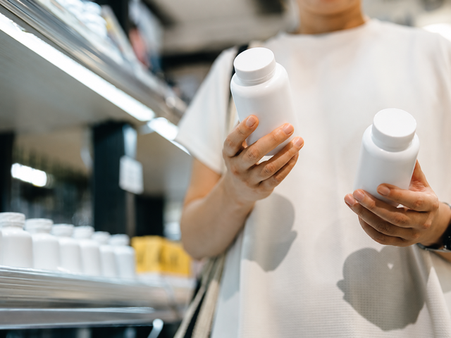 C&ugrave;ng l&agrave; Glutathione, v&igrave; sao c&oacute; sản phẩm gi&aacute; cao gấp nhiều lần? - Ảnh 1.