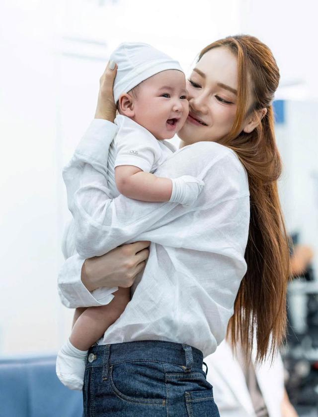 Ninh Dương Lan Ngọc thu hút mọi ánh nhìn với nhan sắc quyến rũ trong sự kiện mới - Ảnh 6.