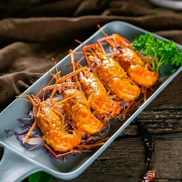 Ăn vỏ tôm có thực sự giàu canxi như lời đồn? Câu trả lời khiến nhiều người bất ngờ - Ảnh 2.
