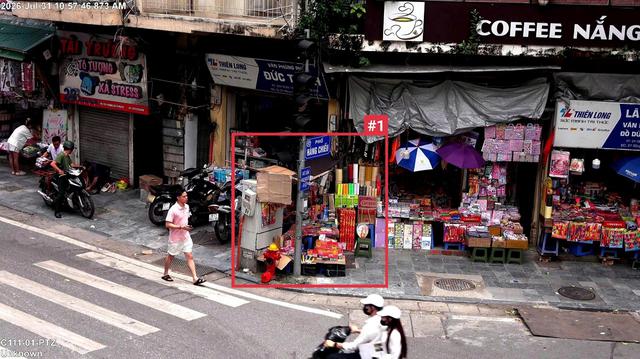 H&agrave; Nội: C&ocirc;ng bố 1.872 trường hợp bị 'phạt nguội' do lấn chiếm vỉa h&egrave; tr&aacute;i ph&eacute;p - Ảnh 9.