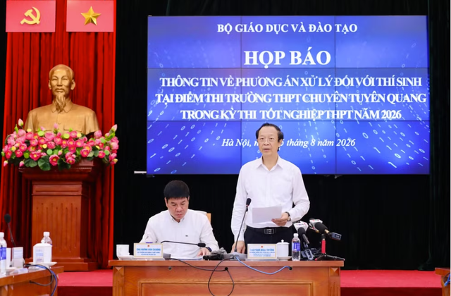 Bộ Giáo dục và Đào tạo thông tin thêm về quyết định tổ chức thi lại cho 328 thí sinh Tuyên Quang - Ảnh 1.