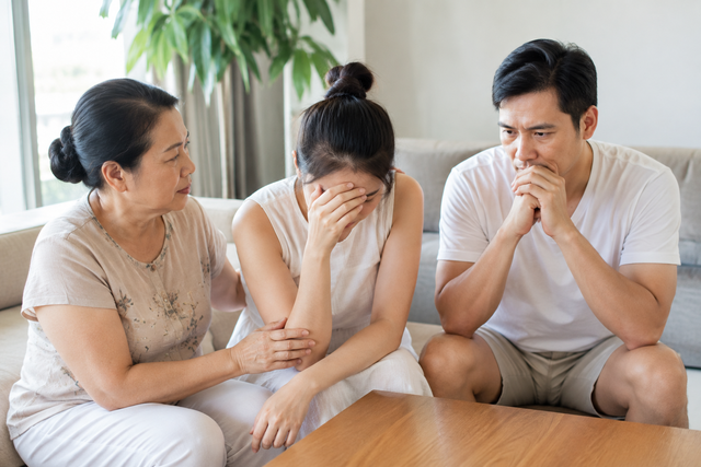 Con dâu làm 'bay màu' gần 4 tỷ đồng khi đi đầu tư, phản ứng của mẹ chồng khiến cả nhà sững sờ - Ảnh 1.