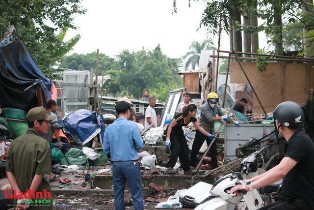 H&agrave; Nội cưỡng chế h&agrave;ng loạt c&ocirc;ng tr&igrave;nh vi phạm đất n&ocirc;ng nghiệp tại Ph&uacute; Diễn năm 2026 - Ảnh 4.