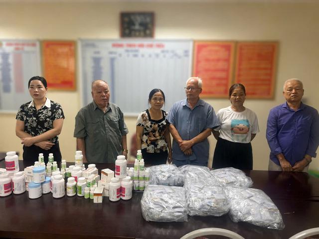 H&agrave; Nội: Khởi tố 2 đối tượng sản xuất, bu&ocirc;n b&aacute;n thuốc Đ&ocirc;ng y giả - Ảnh 1.