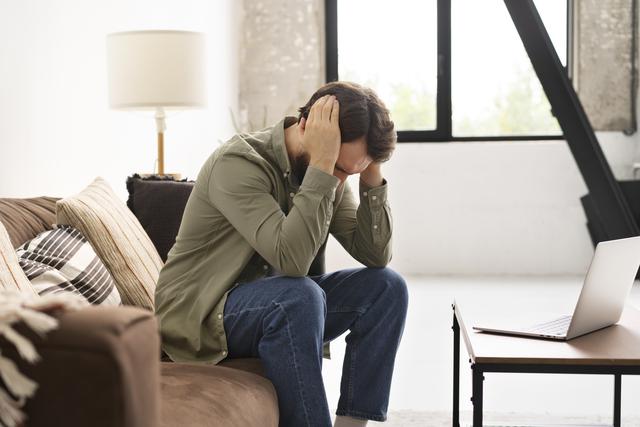 Trước tuổi 30 kh&ocirc;ng t&iacute;ch lũy 3 thứ n&agrave;y th&igrave; tuổi trung ni&ecirc;n c&agrave;ng kh&oacute; sống - Ảnh 2.