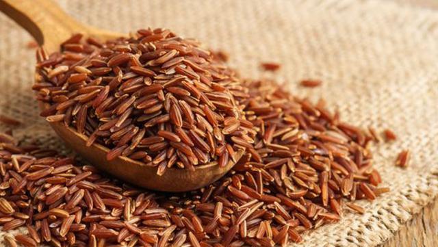 Chế độ ăn uống l&agrave;nh mạnh ở tuổi trung ni&ecirc;n với qu&aacute; tr&igrave;nh l&atilde;o h&oacute;a - Ảnh 2.