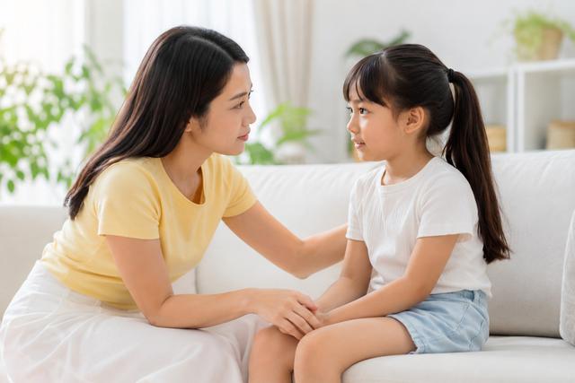 Chỉ với 2 lựa chọn, người mẹ buộc gia đình học sinh bắt nạt phải công khai xin lỗi - Ảnh 2.