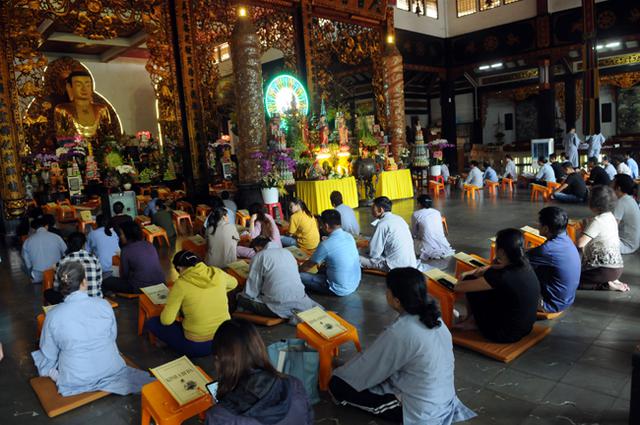Th&aacute;ng 7 &acirc;m lịch: L&agrave;m ngay những điều n&agrave;y để gia đạo b&igrave;nh an, c&ocirc;ng danh vượng - Ảnh 2.