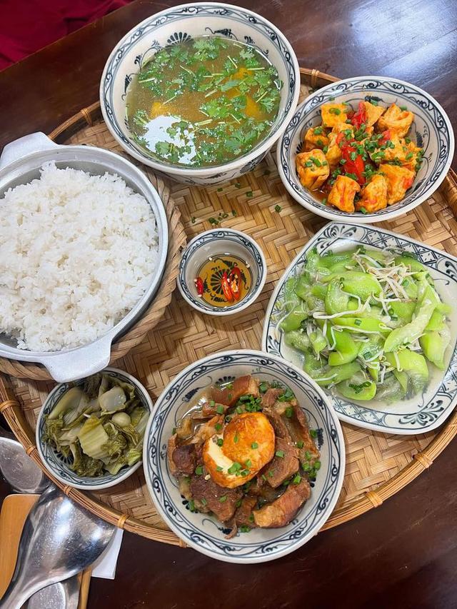 Cứ nghĩ chỉ ăn thứ n&agrave;y cho 'đưa miệng', ai ngờ lại &acirc;m thầm k&eacute;o lượng muối trong ng&agrave;y tăng vọt - Ảnh 4.