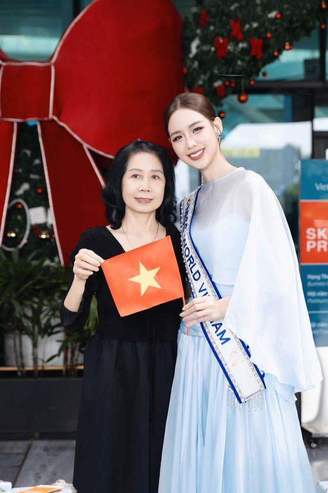 Mẹ đẻ Hoa hậu Bảo Ngọc tiếp tục g&acirc;y ch&uacute; &yacute; - Ảnh 2.