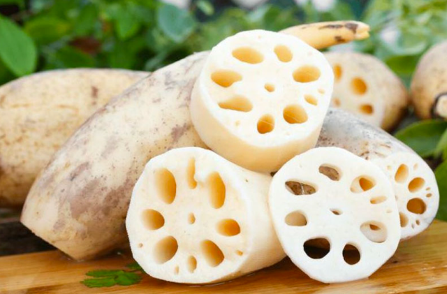 Củ sen nấu gì ngon? Bật mí 7 công thức dễ làm, ăn mãi không chán - Ảnh 1.