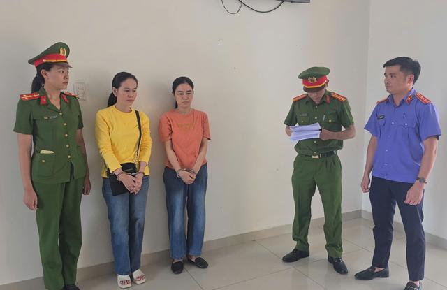 Bắt tạm giam hai đối tượng lừa đảo, chiếm đoạt hơn 7 tỷ đồng bằng thủ đoạn "vay đáo hạn ngân hàng" - Ảnh 1.
