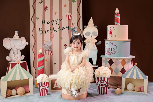 Lisa - con g&aacute;i Kh&aacute;nh Thi 'đốn tim' kh&aacute;n giả ở tuổi l&ecirc;n 3 - Ảnh 4.
