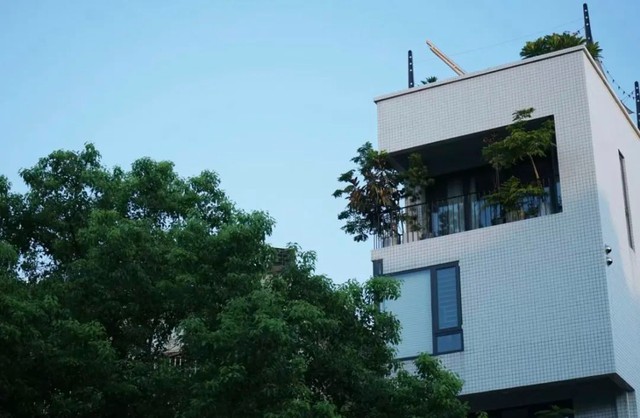 Về qu&ecirc; x&acirc;y nh&agrave; 5 tầng sống c&ugrave;ng gia đ&igrave;nh chồng, người phụ nữ 'cảm thấy xứng đ&aacute;ng' - Ảnh 2.