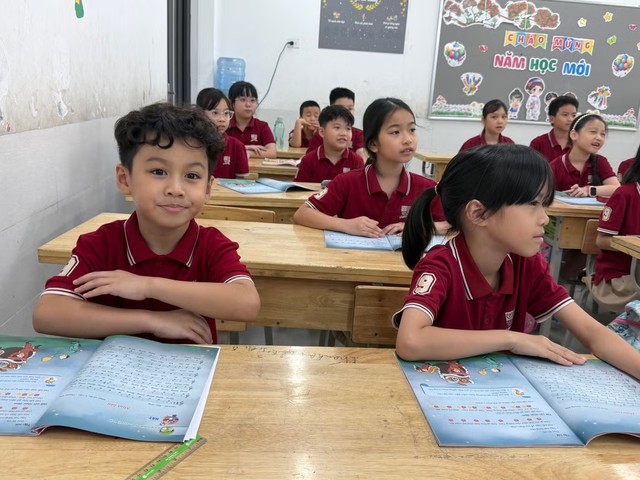 Tin s&aacute;ng 13/9: &Aacute;p thấp nhiệt đới hướng v&agrave;o v&ugrave;ng biển Đ&agrave; Nẵng; H&agrave; Nội triển khai gi&aacute;o dục AI từ lớp 1 đến lớp 12 - Ảnh 3.