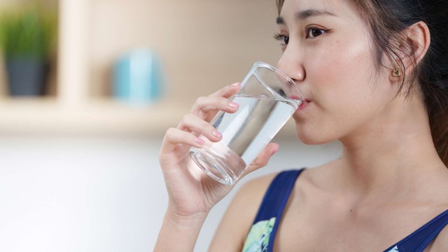 Đây mới là những thực phẩm giúp giảm ho, tiêu đờm và cách ăn uống giúp khạc đờm dễ không gây khó thở - Ảnh 2.