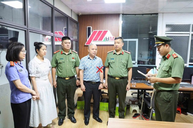 L&agrave;m giả hồ sơ mua nh&agrave; ở x&atilde; hội tại Ph&uacute; Thọ: Bốn người bị khởi tố - Ảnh 1.