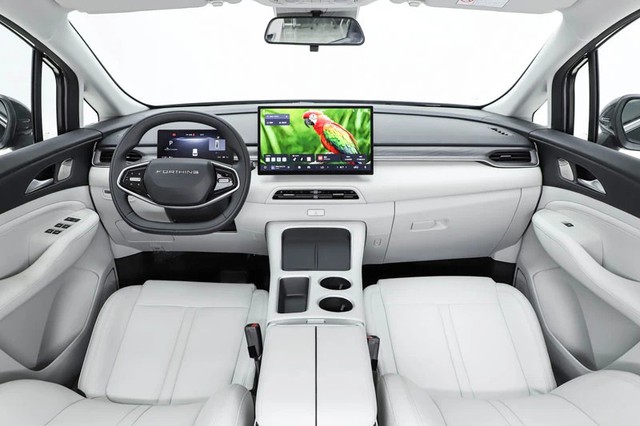 Rộng ngang Toyota Innova, MPV 6 chỗ giá 345 triệu đồng công suất 184 mã lực, phạm vi hoạt động 510km - Ảnh 2.