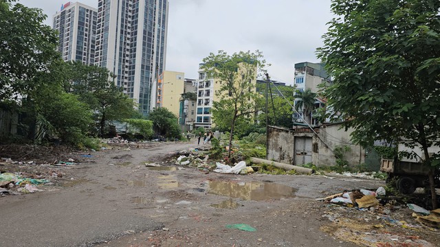 Sau gần 10 năm thi c&ocirc;ng, tuyến Phạm H&ugrave;ng - L&ecirc; Đức Thọ bắt đầu giải ph&oacute;ng mặt bằng - Ảnh 7.