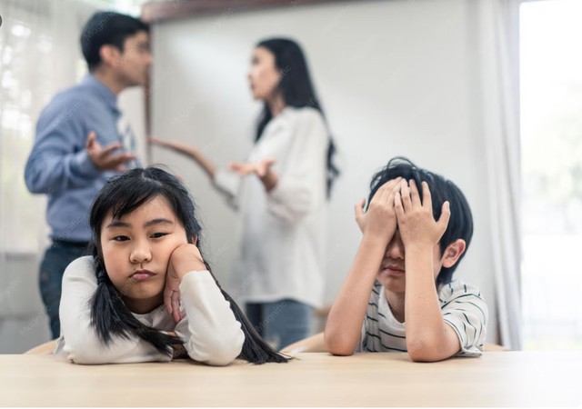 Bố mẹ ly h&ocirc;n, h&agrave;nh động của cậu b&eacute; 8 tuổi khiến ai cũng x&oacute;t xa - Ảnh 2.