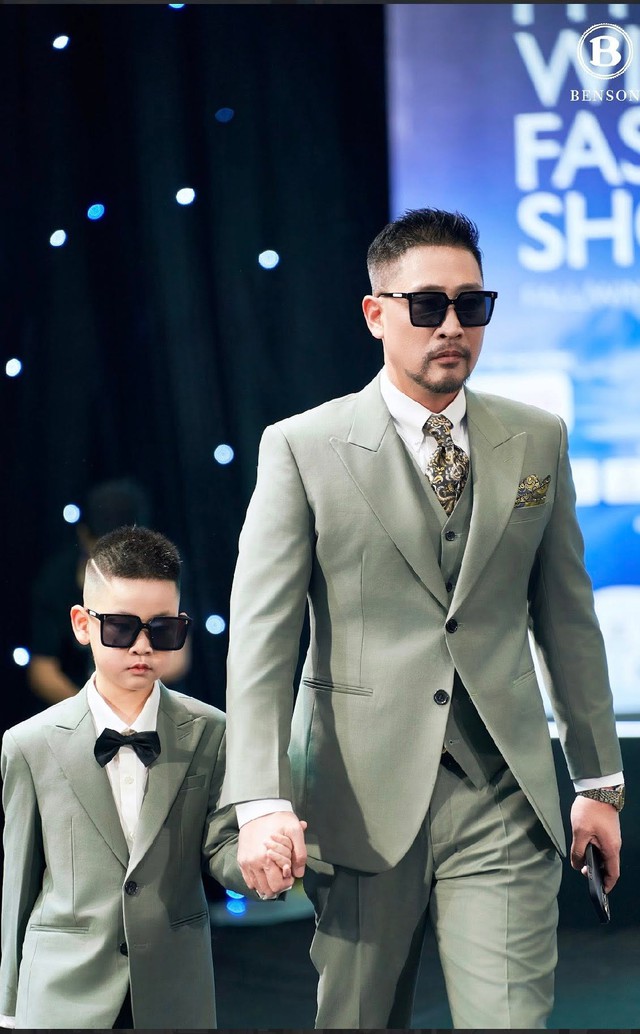 Đời thực bình dị của NSƯT Hồ Phong mang quân hàm Trung tá vừa gây sốt trong phim 'Lửa trắng' - Ảnh 8.
