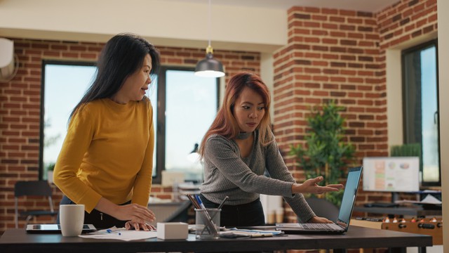 Muốn kiếm tiền v&agrave; tho&aacute;t cảnh chật vật, người l&agrave;m c&ocirc;ng ăn lương cần biết 3 điều - Ảnh 2.