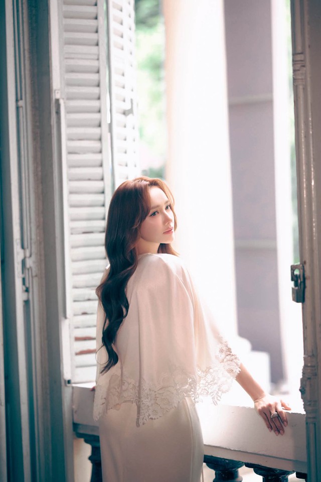 Hình ảnh mới nhất của Nhã Phương gây chú ý - Ảnh 4.