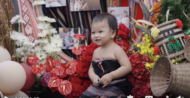 Con gái H'Hen Niê gây chú ý trong tiệc thôi nôi - Ảnh 9.