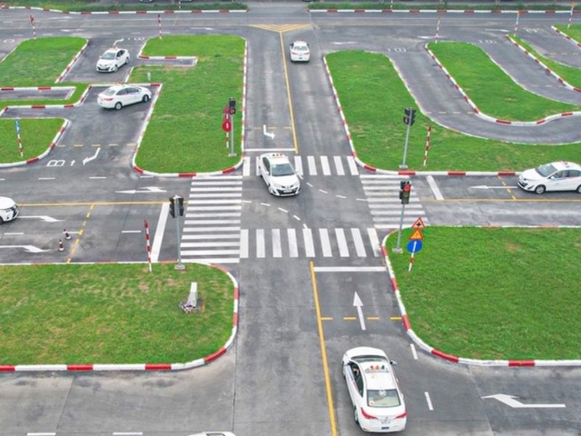 H&agrave;ng triệu người n&ecirc;n nắm r&otilde; quy định n&agrave;y khi tham gia thi s&aacute;t hạch bằng l&aacute;i xe năm 2026 - Ảnh 1.