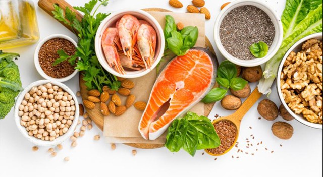 Thực phẩm bạn cần biết để không ảnh hưởng đến chức năng của thận - Ảnh 1.