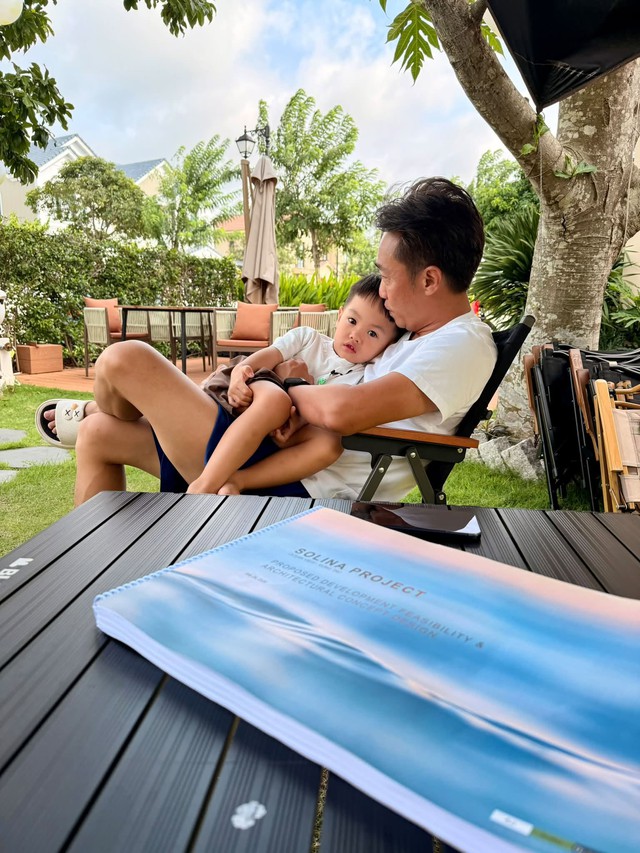 3 con nh&agrave; Cường Đ&ocirc; la b&igrave;nh y&ecirc;n b&ecirc;n nhau trong ng&agrave;y nghỉ lễ - Ảnh 8.