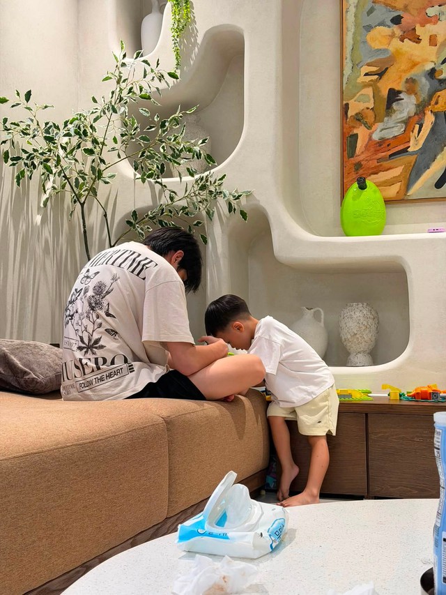 3 con nh&agrave; Cường Đ&ocirc; la b&igrave;nh y&ecirc;n b&ecirc;n nhau trong ng&agrave;y nghỉ lễ - Ảnh 3.