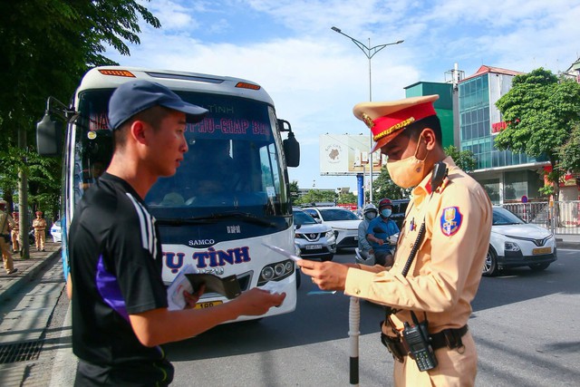 Ph&aacute;t hiện hơn 20.000 trường hợp vi phạm giao th&ocirc;ng ng&agrave;y thứ 4 nghỉ lễ Quốc kh&aacute;nh 2/9 - Ảnh 2.