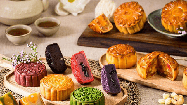 Mẹo chọn b&aacute;nh trung thu chuẩn vị, ngon, an to&agrave;n - Ảnh 1.