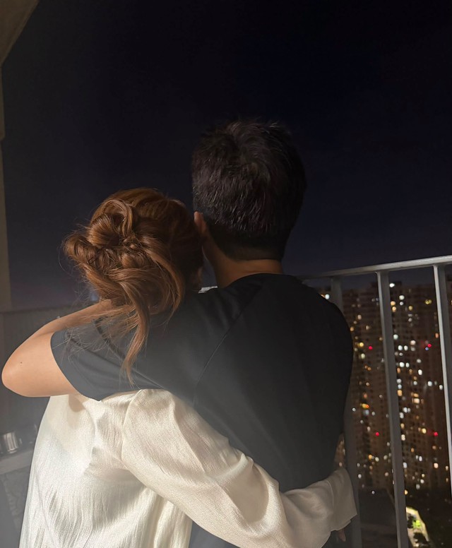 Nh&atilde; Phương xuất hiện một m&igrave;nh g&acirc;y ch&uacute; &yacute; - Ảnh 3.