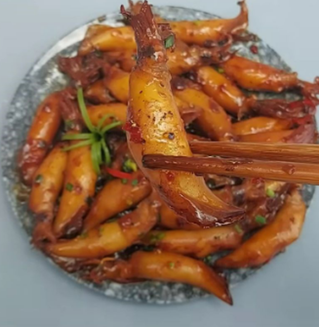 Mực tươirim gừng tỏi nước tương: M&oacute;n ngon cho người th&iacute;ch ăn ngon nhưng ngại đứng bếp l&acirc;u - Ảnh 4.