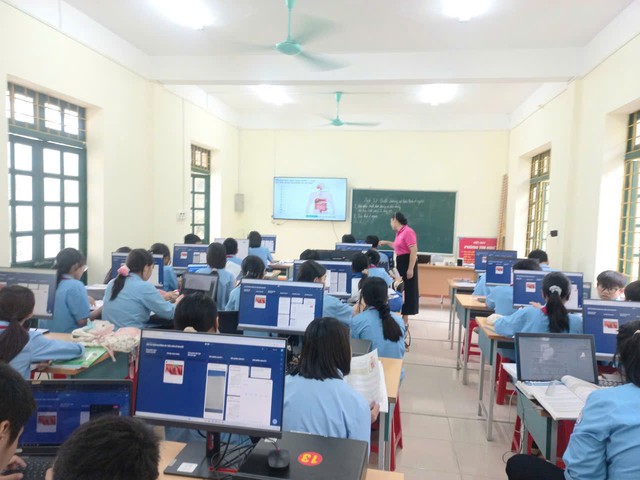 X&acirc;y dựng &ldquo;l&aacute; chắn tư tưởng&rdquo; cho học sinh v&ugrave;ng cao trong kh&ocirc;ng gian số: Từ thực trạng đến đột ph&aacute; c&ocirc;ng nghệ - Ảnh 2.
