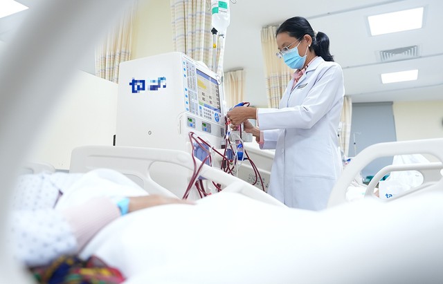 Ch&agrave;ng trai 24 tuổi suy thận giai đoạn cuối v&igrave; những th&oacute;i quen nhiều người trẻ mắc phải - Ảnh 1.