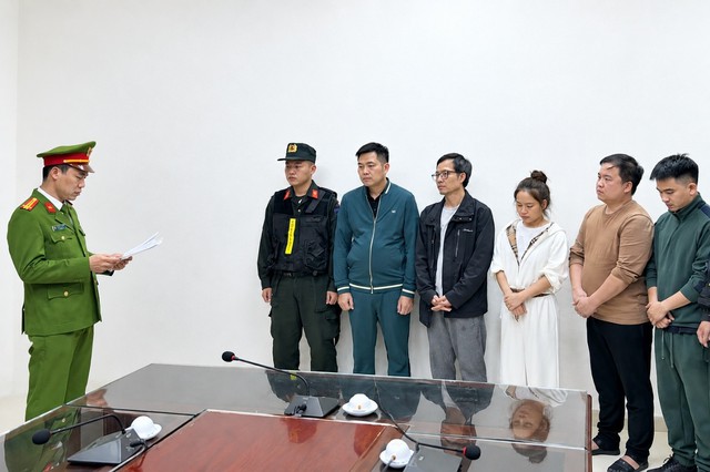 Công an TP Hà Nội tiếp tục tìm bị hại vụ lừa đảo tiền mã hóa FTXF - Ảnh 2.
