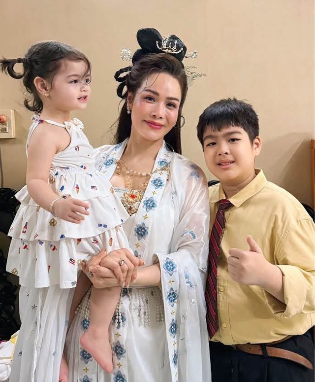 Mối quan hệ đặc biệt giữa Nhật Kim Anh v&agrave; mẹ chồng cũ g&acirc;y ch&uacute; &yacute; năm 2026 - Ảnh 3.